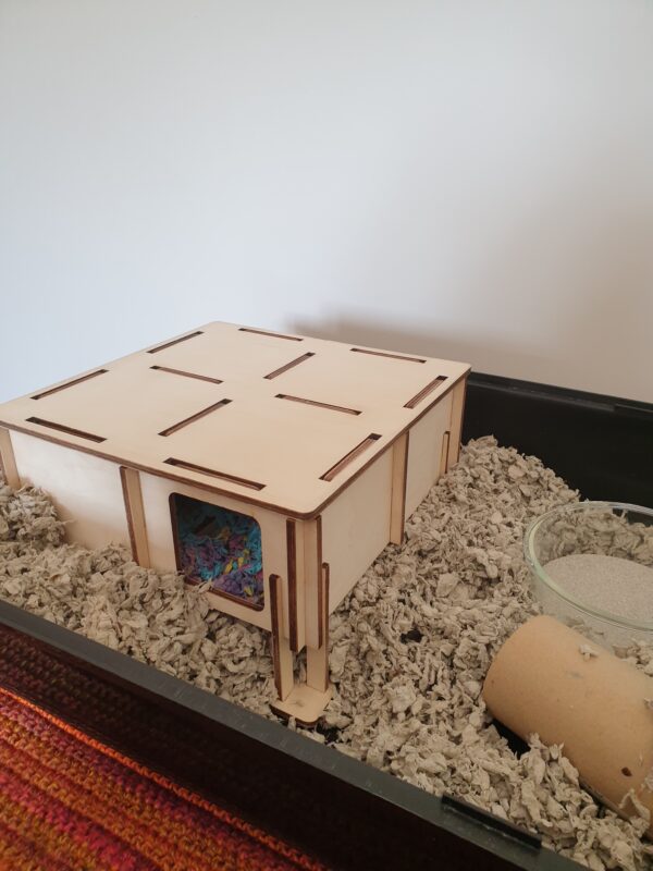 Medium Re-configurable Wooden House #1 - Image 7