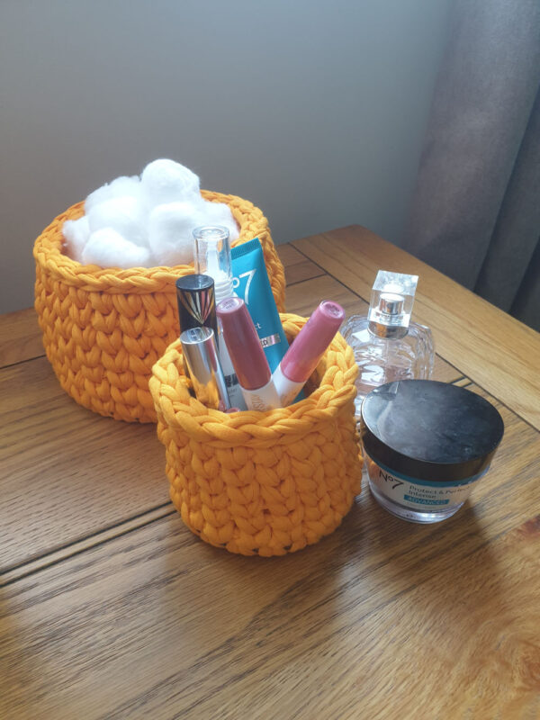 Circular Acrylic Patterned Crochet Base